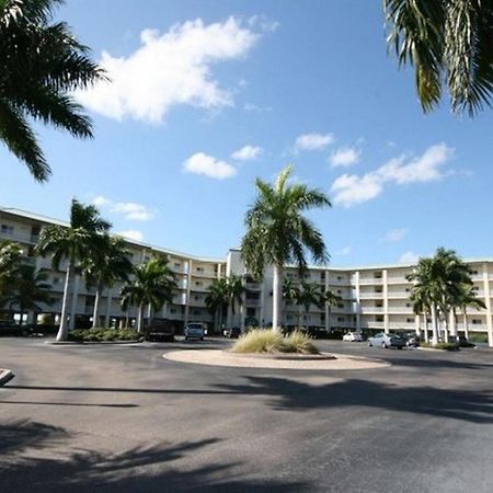 סיינט פיטרסברג Boca Ciega Resort By Travel Resort Services מראה חיצוני תמונה